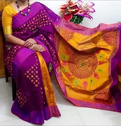 হ্যান্ডপ্রিন্ট হাফসিল্ক শাড়ী