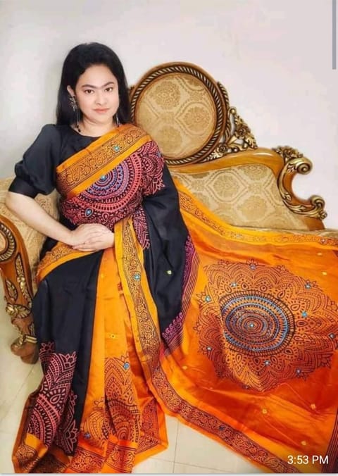 হ্যান্ডপ্রিন্ট হাফসিল্ক শাড়ী