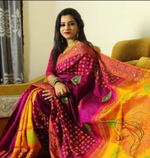 হ্যান্ডপ্রিন্ট হাফসিল্ক শাড়ী