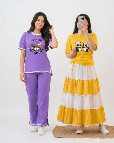 টিশার্ট ও স্কার্ট