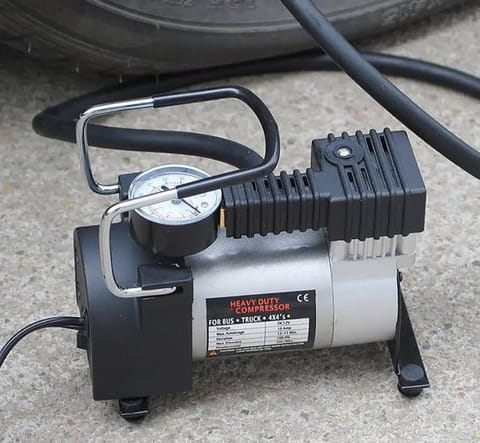 Car Air Compressor মাঝারি সাইজের এয়ার পাম্প