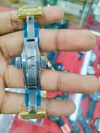 Royal Grand 5525M Golden Stainless Steel Quartz Watch 4