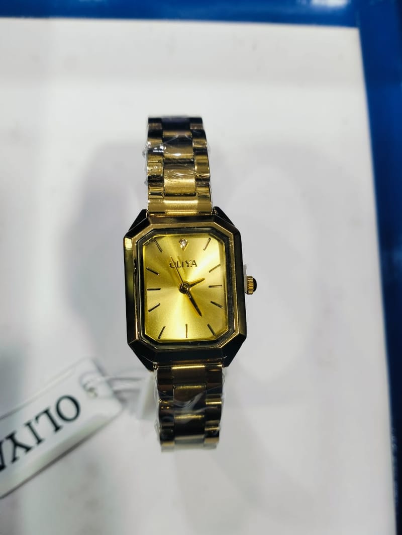 OLIYA 6826 Premium Stylish Analog Watch 