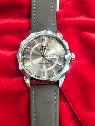FORECAST 1958 Men's Analog Watch – Silver Dial with Black Strap & Day-Date Display 2